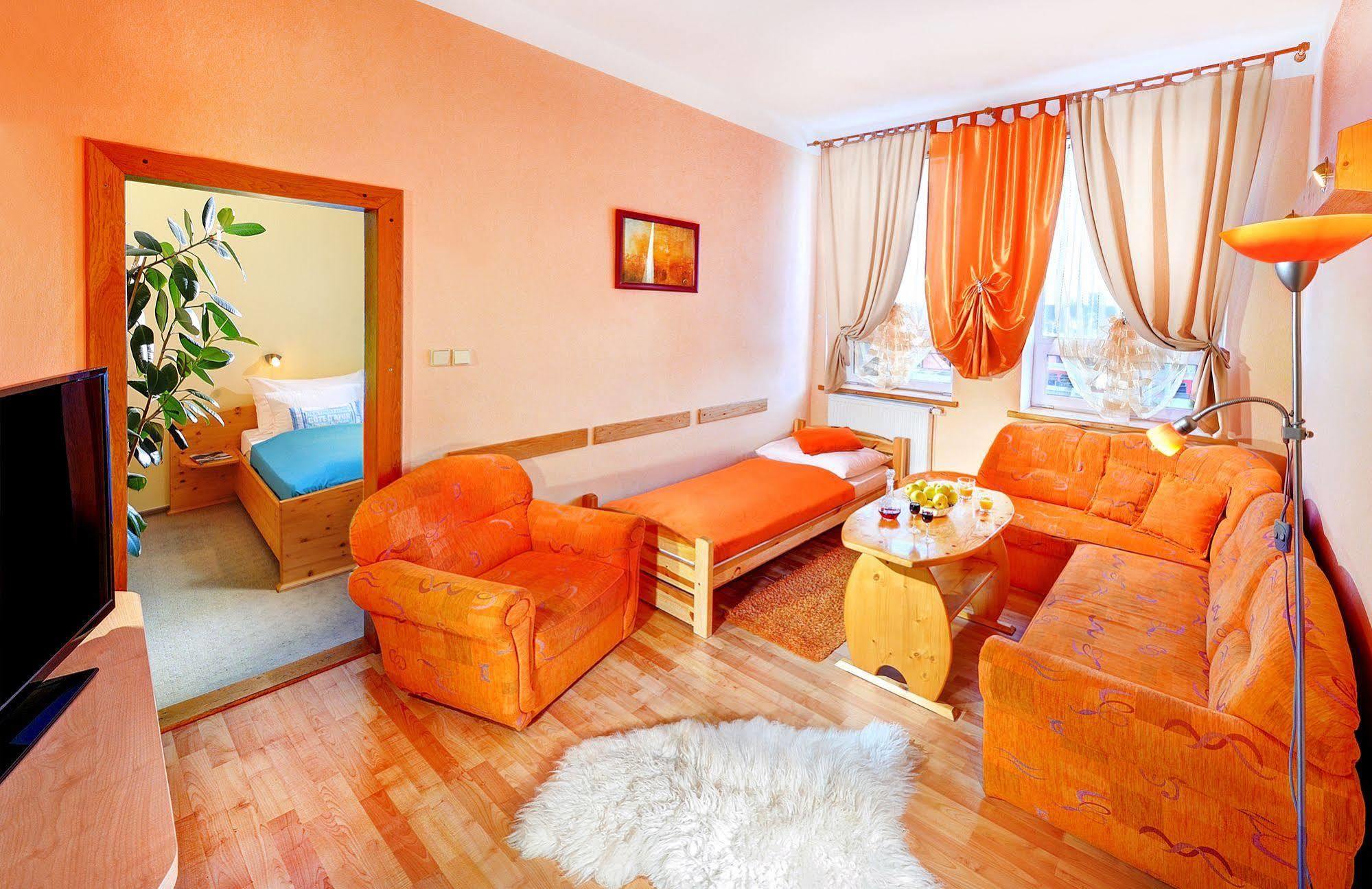 Apartmany Renomal Tatranska Lomnica Bagian luar foto